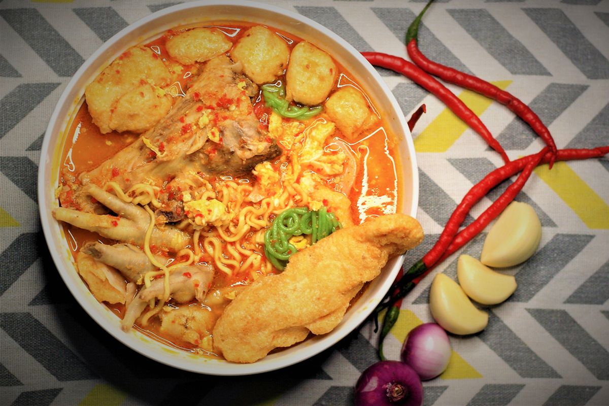 Curry Mee: Mi Berkuah yang Hangat dan Penuh Rempah