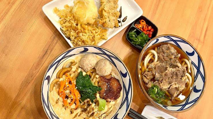 Udon: Mie Kenyal Khas Jepang yang Menghangatkan Hati