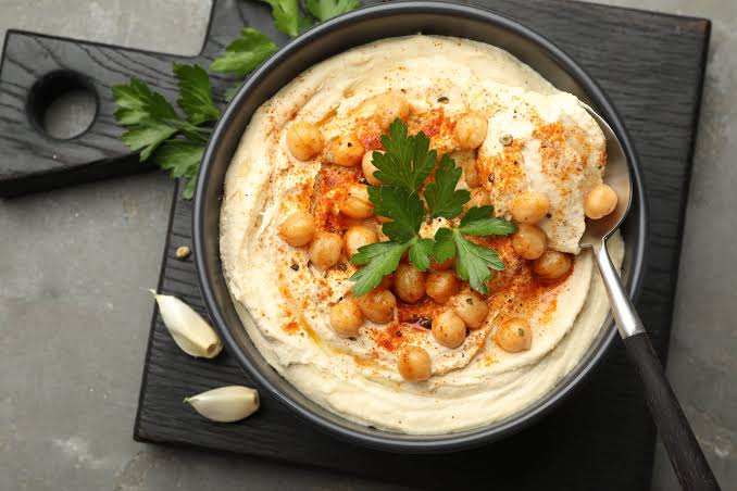 Hummus: Camilan Sehat dari Kacang Arab yang Kaya Manfaat